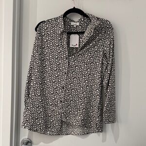 Chic Black and White Patterned Button Down Shirt